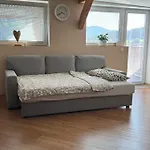 Apartma Lima *