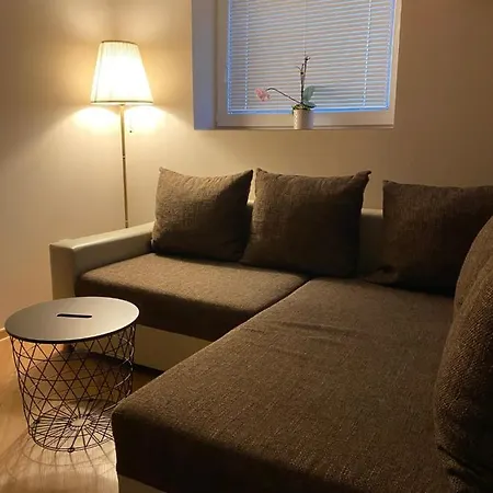 Apartma Lima * 모지례